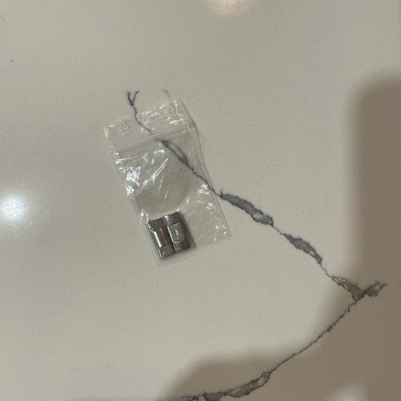 Authentic Silver Michael Kors Watch - Picture 5 of 5